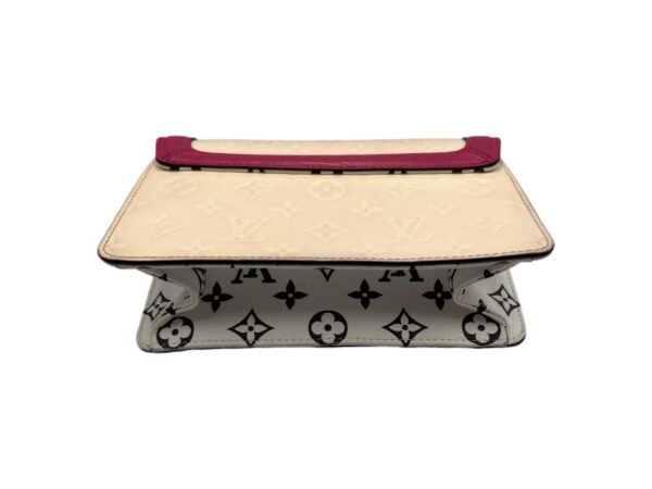 Wynwood Vernis Leather Shoulder Bag